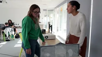 Franse en Belgische studenten werken samen aan videomapping