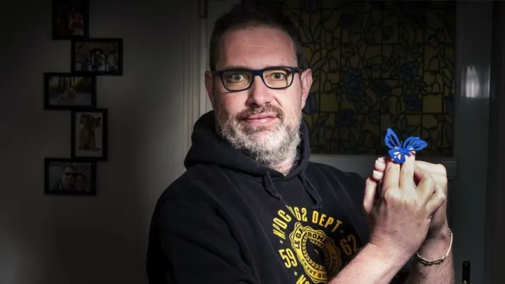 Euthanasie : deux législations, deux réalités