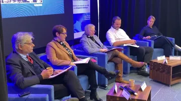 Le Comité du Détroit prépare l’avenir 